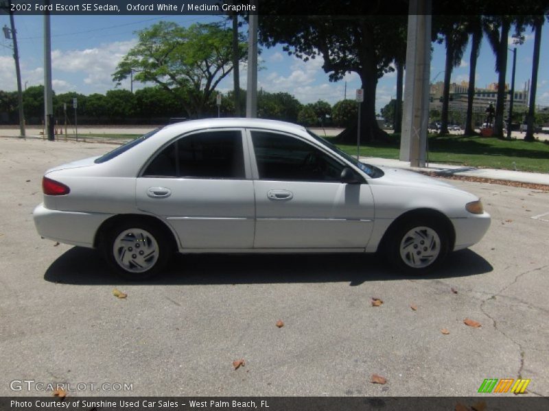 Oxford White / Medium Graphite 2002 Ford Escort SE Sedan