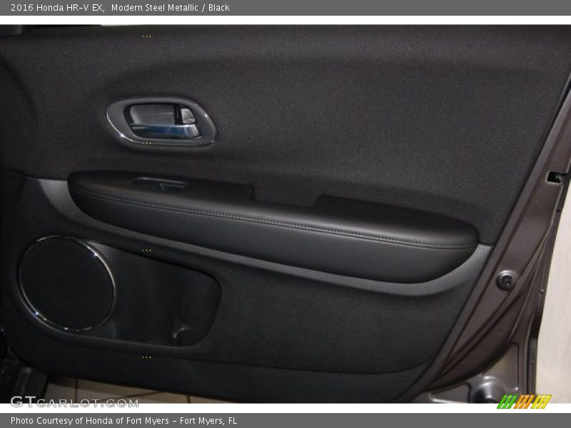 Modern Steel Metallic / Black 2016 Honda HR-V EX