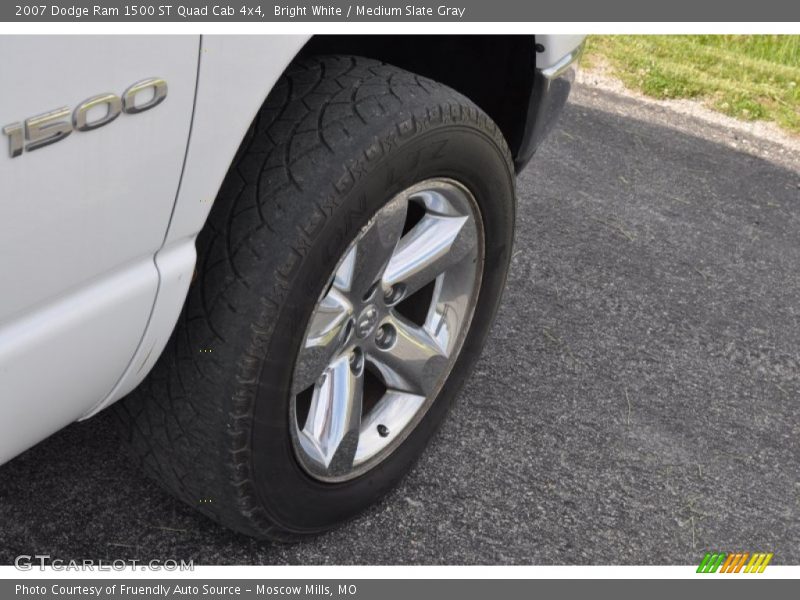 Bright White / Medium Slate Gray 2007 Dodge Ram 1500 ST Quad Cab 4x4