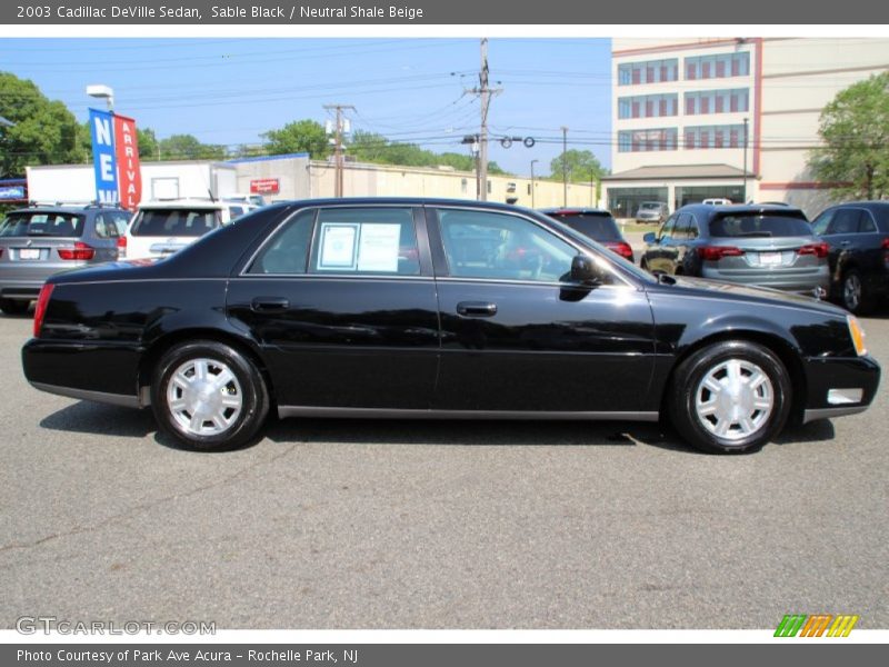  2003 DeVille Sedan Sable Black