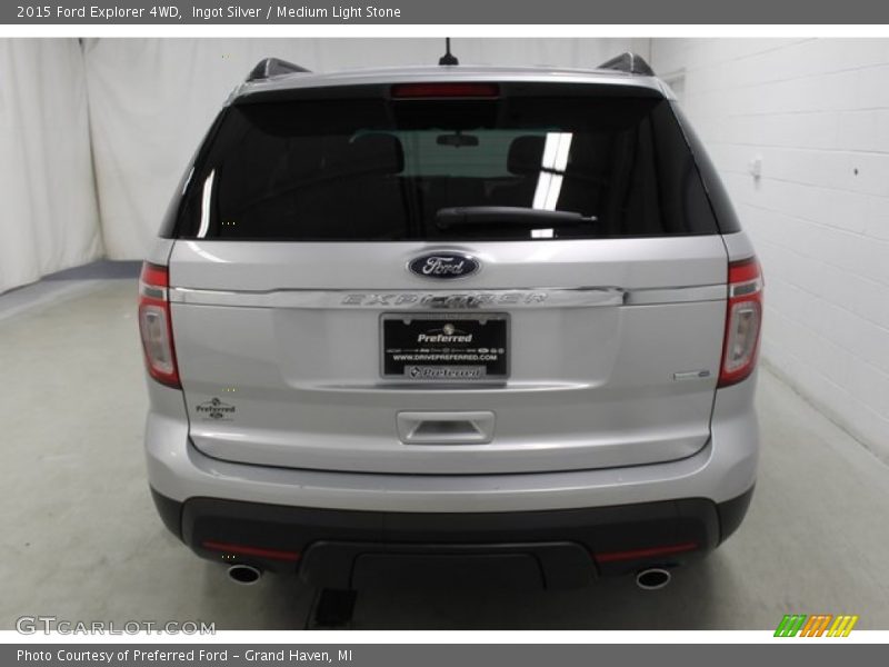 Ingot Silver / Medium Light Stone 2015 Ford Explorer 4WD