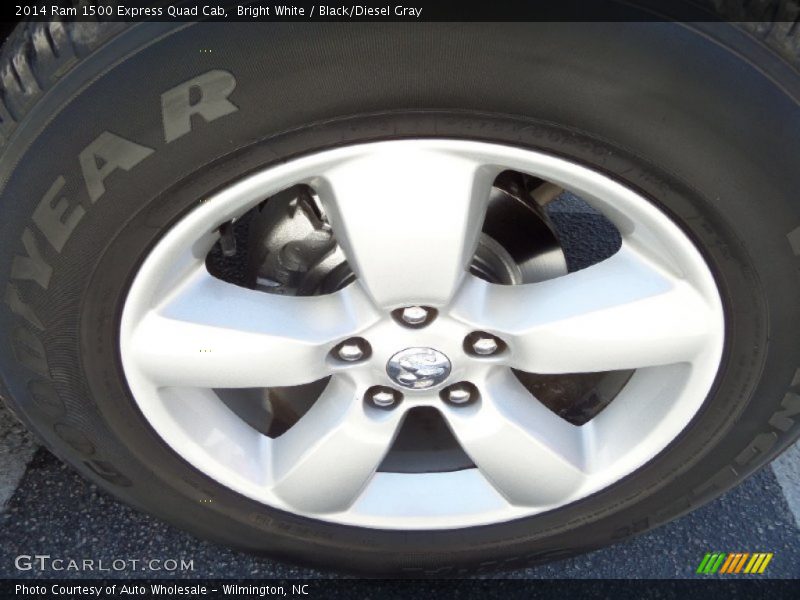 Bright White / Black/Diesel Gray 2014 Ram 1500 Express Quad Cab