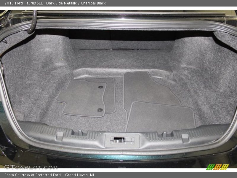 Dark Side Metallic / Charcoal Black 2015 Ford Taurus SEL