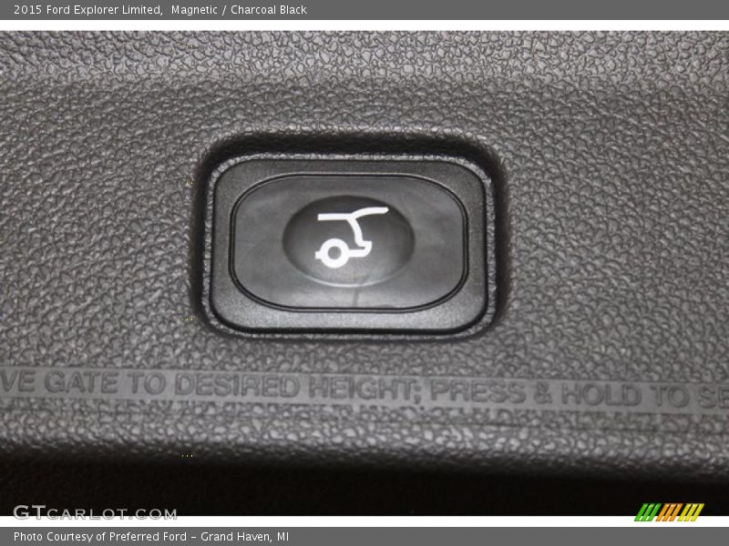 Magnetic / Charcoal Black 2015 Ford Explorer Limited