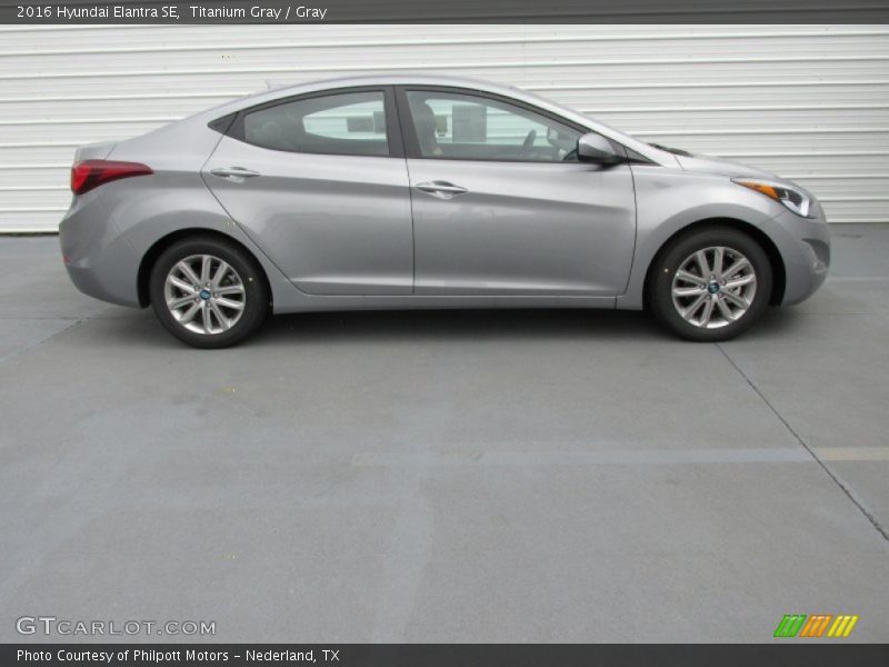 Titanium Gray / Gray 2016 Hyundai Elantra SE