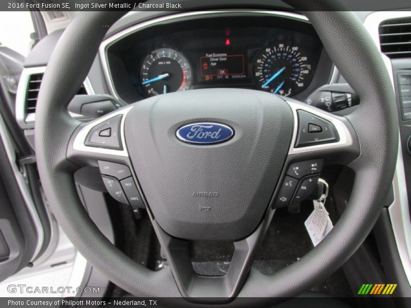 Ingot Silver Metallic / Charcoal Black 2016 Ford Fusion SE