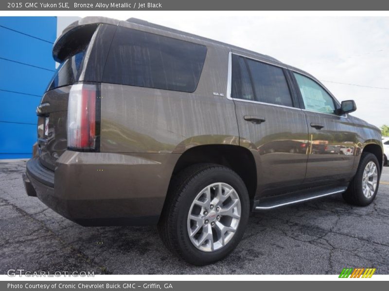 Bronze Alloy Metallic / Jet Black 2015 GMC Yukon SLE