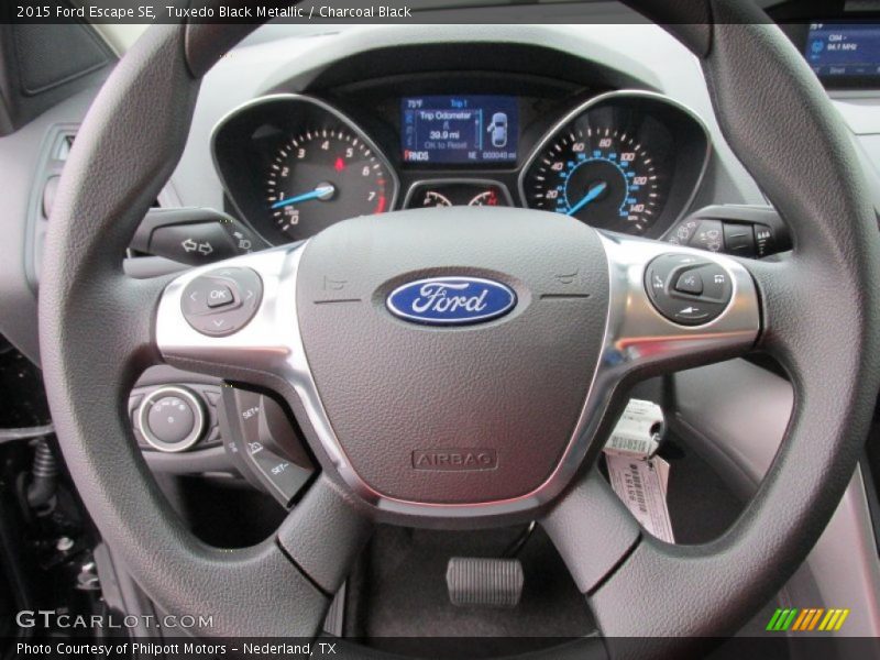 Tuxedo Black Metallic / Charcoal Black 2015 Ford Escape SE