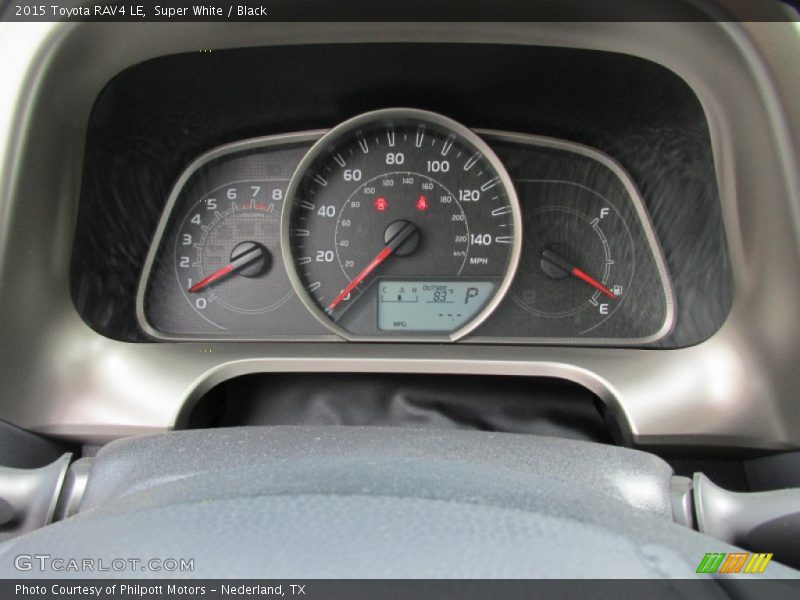 Super White / Black 2015 Toyota RAV4 LE