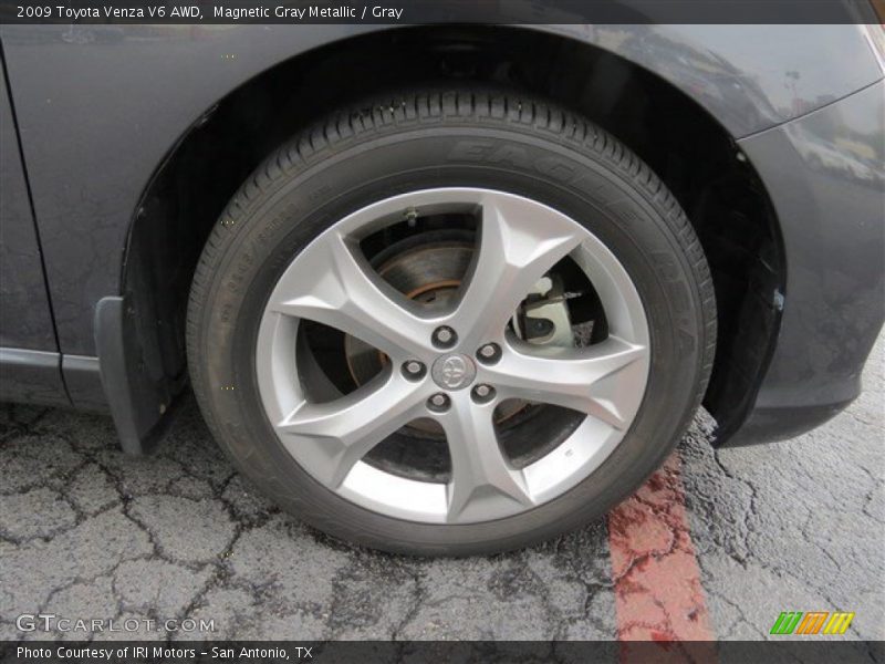 Magnetic Gray Metallic / Gray 2009 Toyota Venza V6 AWD