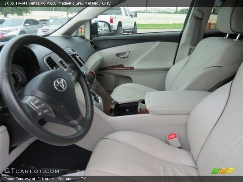 Magnetic Gray Metallic / Gray 2009 Toyota Venza V6 AWD