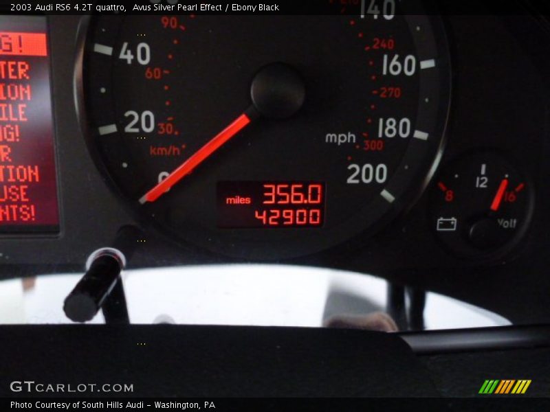 Avus Silver Pearl Effect / Ebony Black 2003 Audi RS6 4.2T quattro