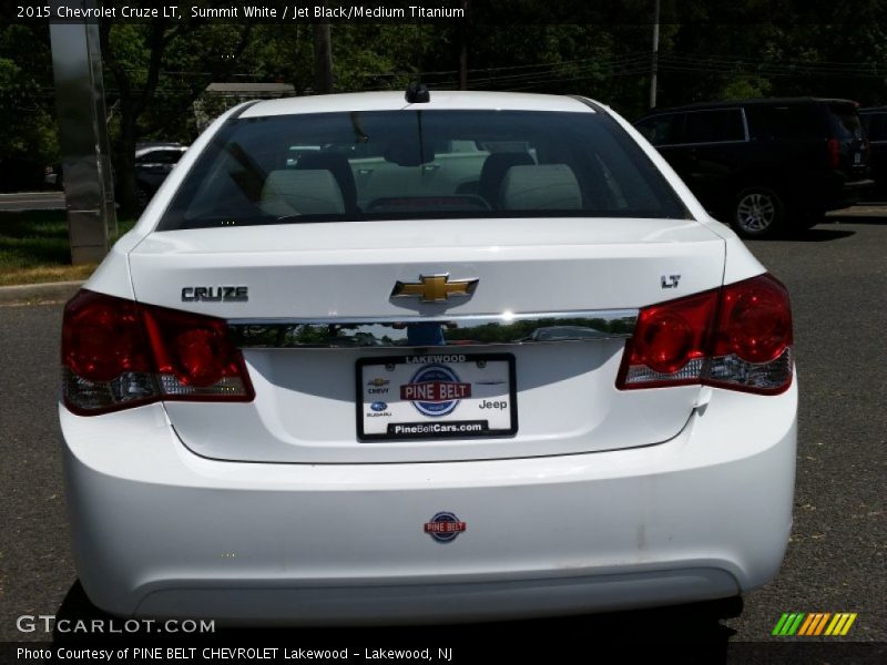 Summit White / Jet Black/Medium Titanium 2015 Chevrolet Cruze LT