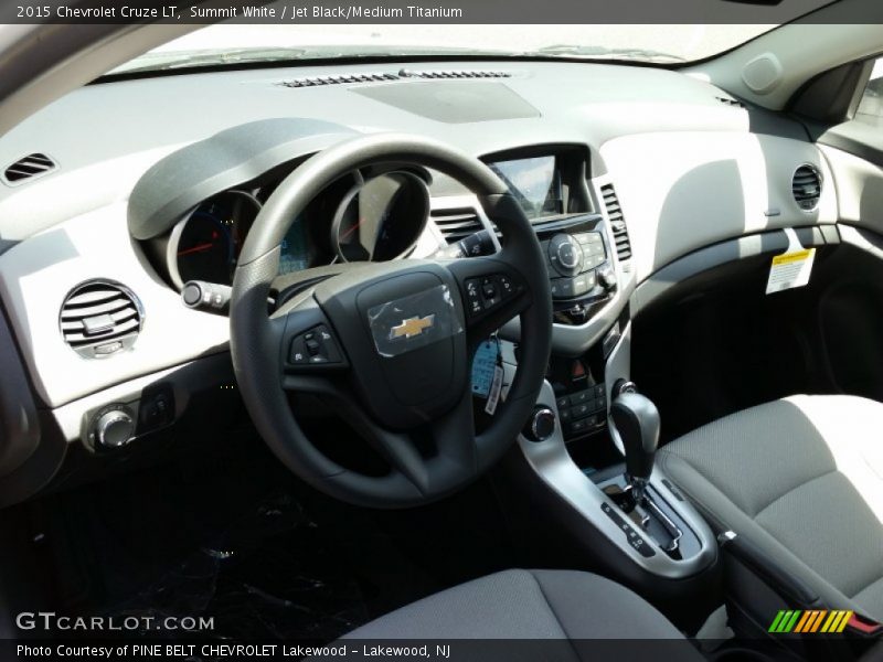 Summit White / Jet Black/Medium Titanium 2015 Chevrolet Cruze LT