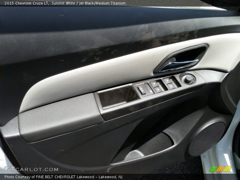 Summit White / Jet Black/Medium Titanium 2015 Chevrolet Cruze LT