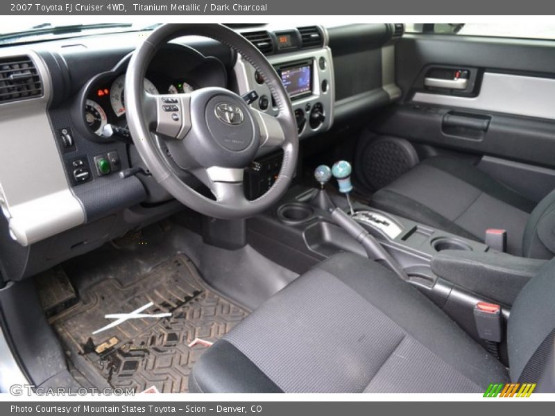 Titanium Metallic / Dark Charcoal 2007 Toyota FJ Cruiser 4WD