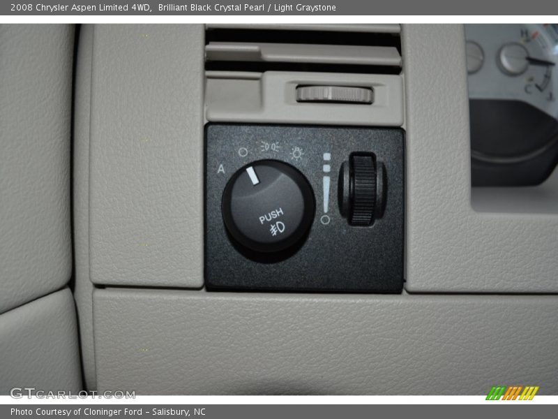 Brilliant Black Crystal Pearl / Light Graystone 2008 Chrysler Aspen Limited 4WD