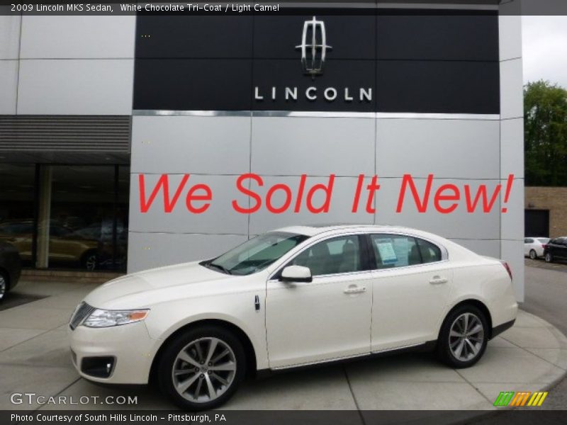 White Chocolate Tri-Coat / Light Camel 2009 Lincoln MKS Sedan