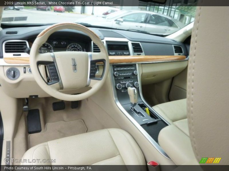 White Chocolate Tri-Coat / Light Camel 2009 Lincoln MKS Sedan