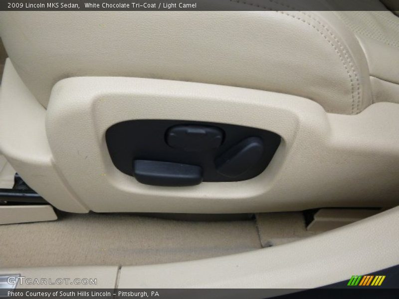 White Chocolate Tri-Coat / Light Camel 2009 Lincoln MKS Sedan