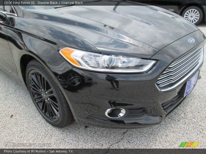 Shadow Black / Charcoal Black 2016 Ford Fusion SE