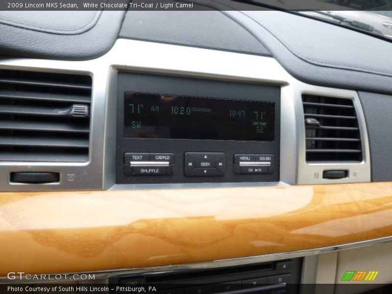 White Chocolate Tri-Coat / Light Camel 2009 Lincoln MKS Sedan