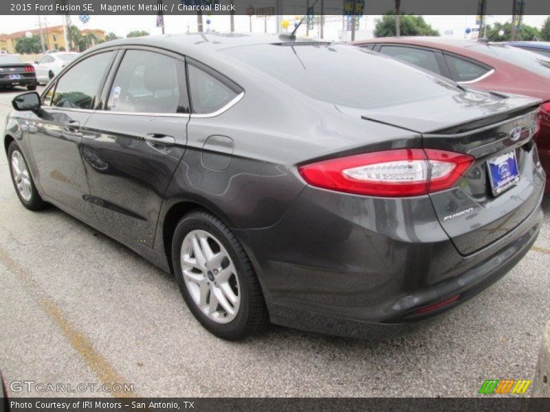 Magnetic Metallic / Charcoal Black 2015 Ford Fusion SE