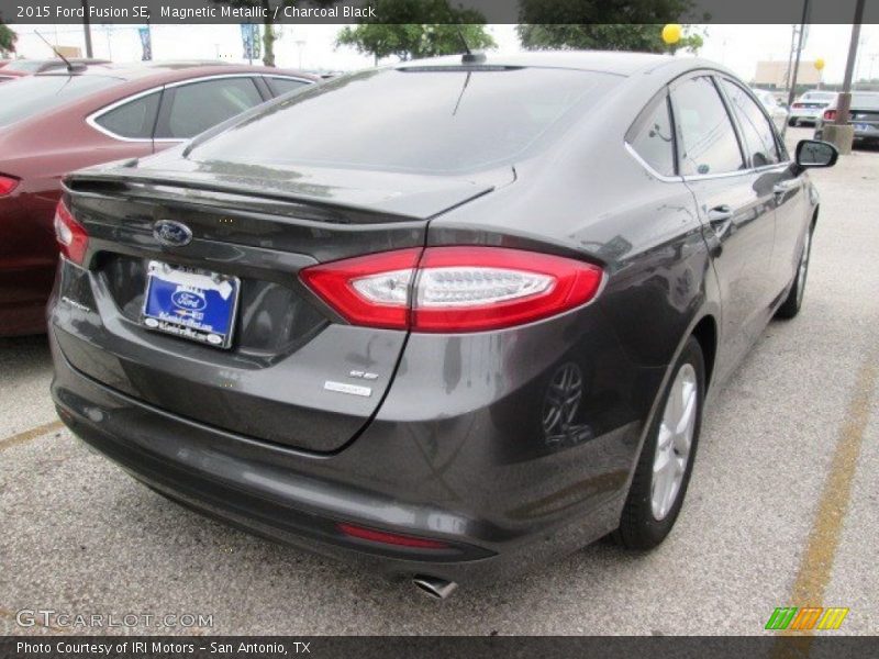 Magnetic Metallic / Charcoal Black 2015 Ford Fusion SE
