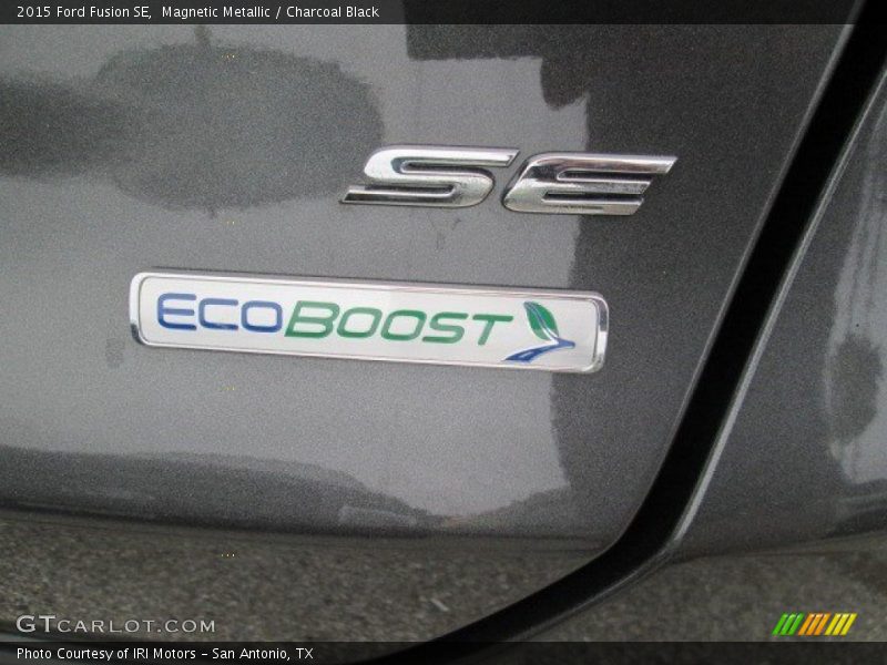 Magnetic Metallic / Charcoal Black 2015 Ford Fusion SE