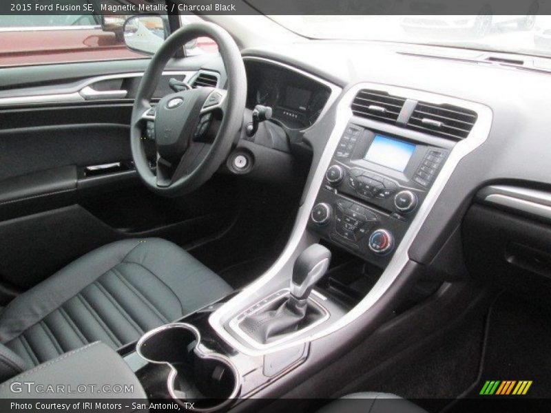 Magnetic Metallic / Charcoal Black 2015 Ford Fusion SE