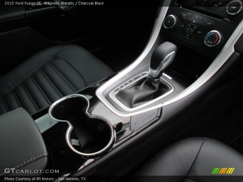 Magnetic Metallic / Charcoal Black 2015 Ford Fusion SE