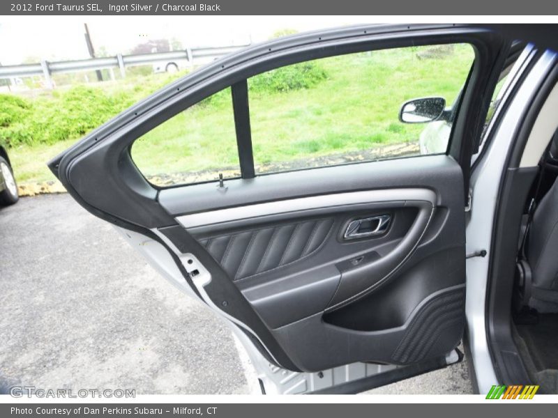 Ingot Silver / Charcoal Black 2012 Ford Taurus SEL