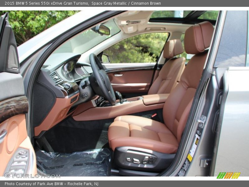 Space Gray Metallic / Cinnamon Brown 2015 BMW 5 Series 550i xDrive Gran Turismo