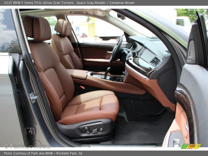 Space Gray Metallic / Cinnamon Brown 2015 BMW 5 Series 550i xDrive Gran Turismo