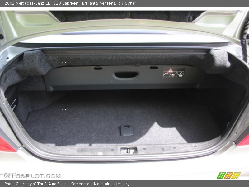 Brilliant Silver Metallic / Oyster 2002 Mercedes-Benz CLK 320 Cabriolet