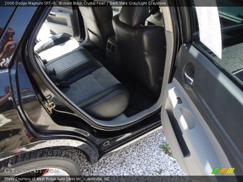 Brilliant Black Crystal Pearl / Dark Slate Gray/Light Graystone 2006 Dodge Magnum SRT-8