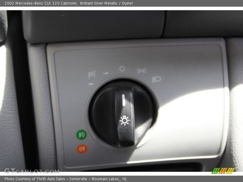 Brilliant Silver Metallic / Oyster 2002 Mercedes-Benz CLK 320 Cabriolet