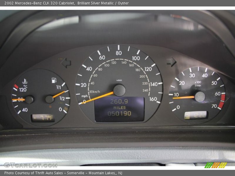 Brilliant Silver Metallic / Oyster 2002 Mercedes-Benz CLK 320 Cabriolet