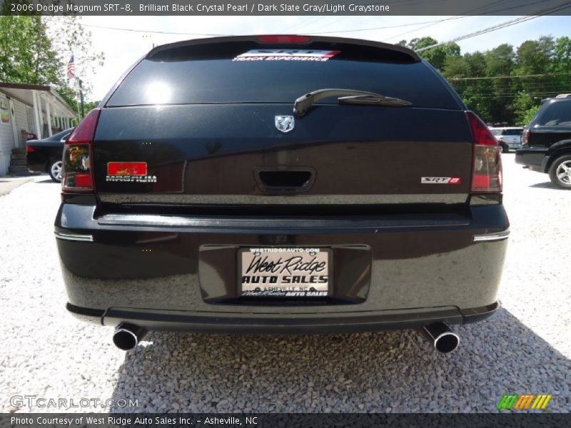 Brilliant Black Crystal Pearl / Dark Slate Gray/Light Graystone 2006 Dodge Magnum SRT-8
