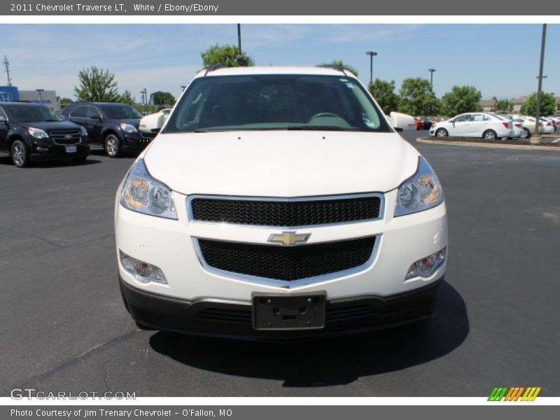 White / Ebony/Ebony 2011 Chevrolet Traverse LT