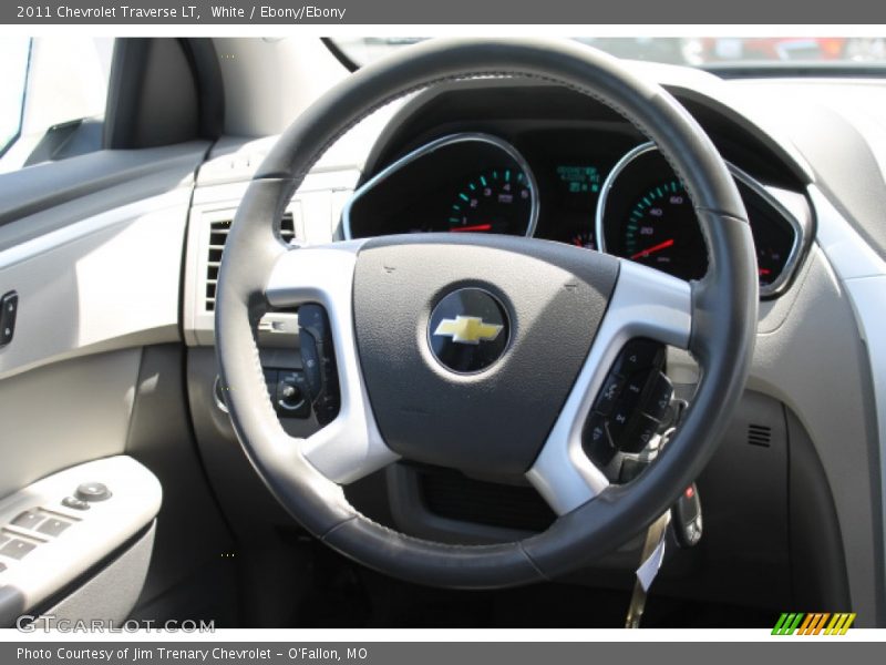White / Ebony/Ebony 2011 Chevrolet Traverse LT