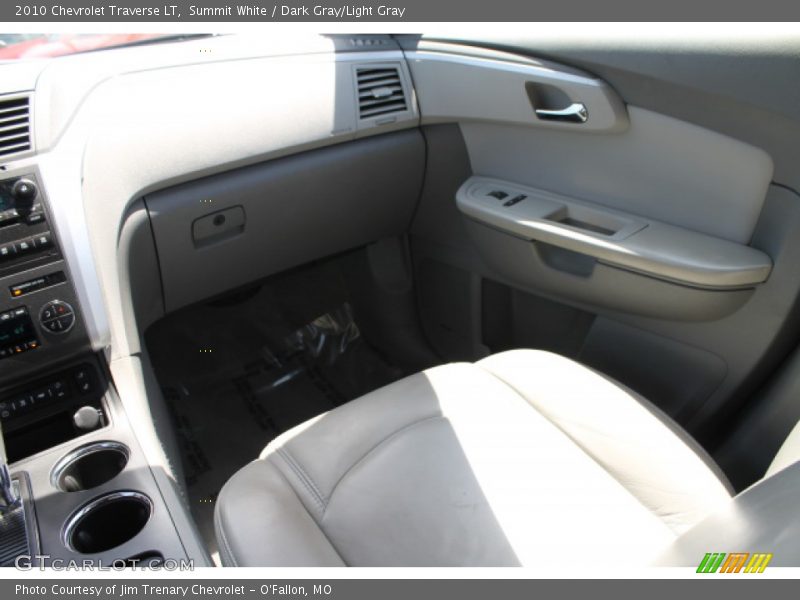 Summit White / Dark Gray/Light Gray 2010 Chevrolet Traverse LT
