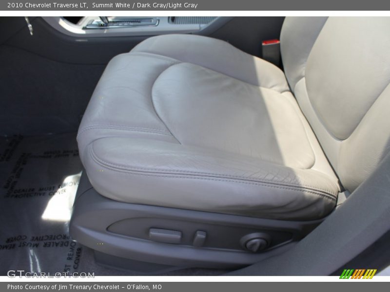 Summit White / Dark Gray/Light Gray 2010 Chevrolet Traverse LT