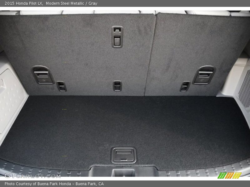 Modern Steel Metallic / Gray 2015 Honda Pilot LX