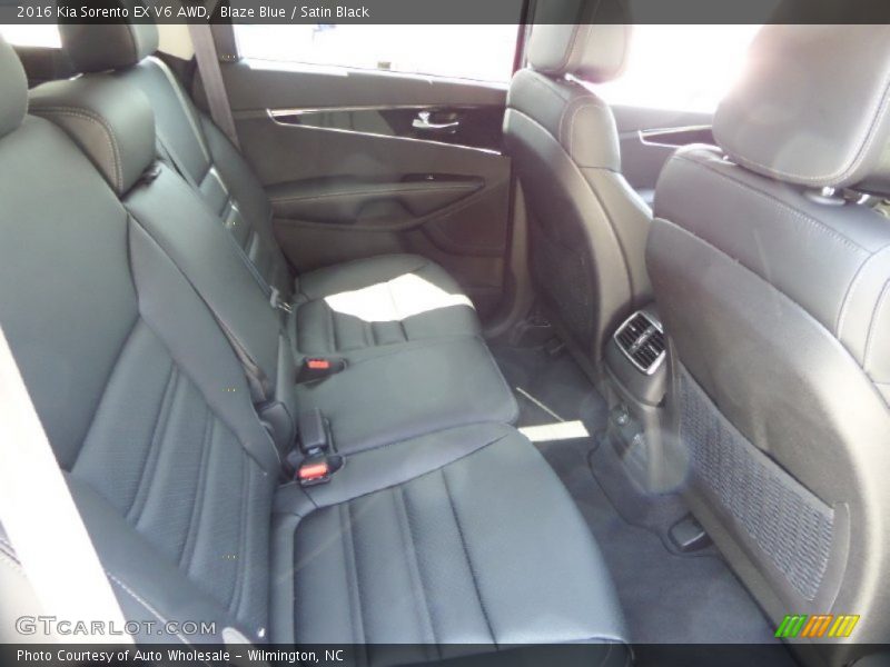 Blaze Blue / Satin Black 2016 Kia Sorento EX V6 AWD