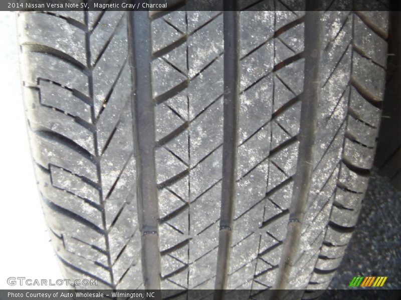 Magnetic Gray / Charcoal 2014 Nissan Versa Note SV