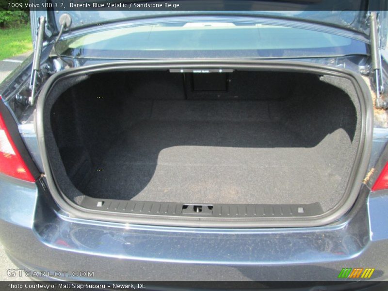 Barents Blue Metallic / Sandstone Beige 2009 Volvo S80 3.2