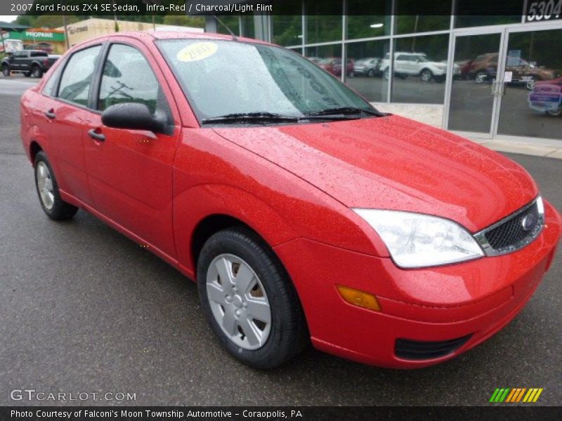 Infra-Red / Charcoal/Light Flint 2007 Ford Focus ZX4 SE Sedan