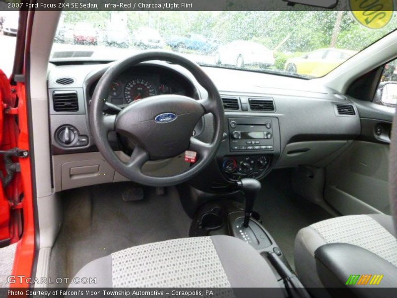 Infra-Red / Charcoal/Light Flint 2007 Ford Focus ZX4 SE Sedan