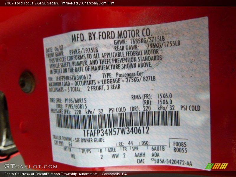 Infra-Red / Charcoal/Light Flint 2007 Ford Focus ZX4 SE Sedan